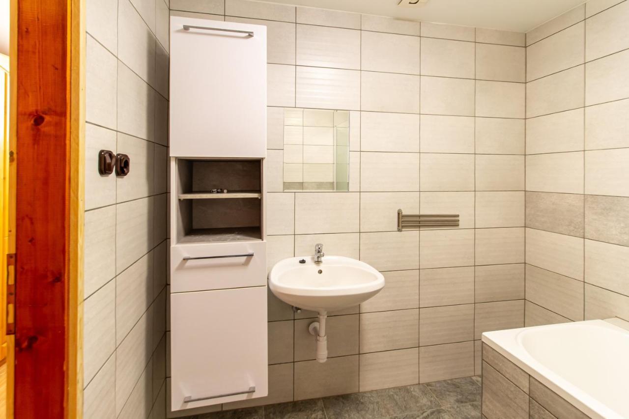 Deli Terasz B Apartman Free Parking, Self-Check-In Anytime ジュール エクステリア 写真